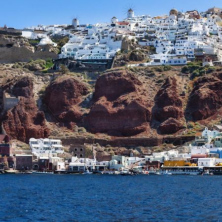Lava Stone Bed & Breakfast Oia  Exterior photo