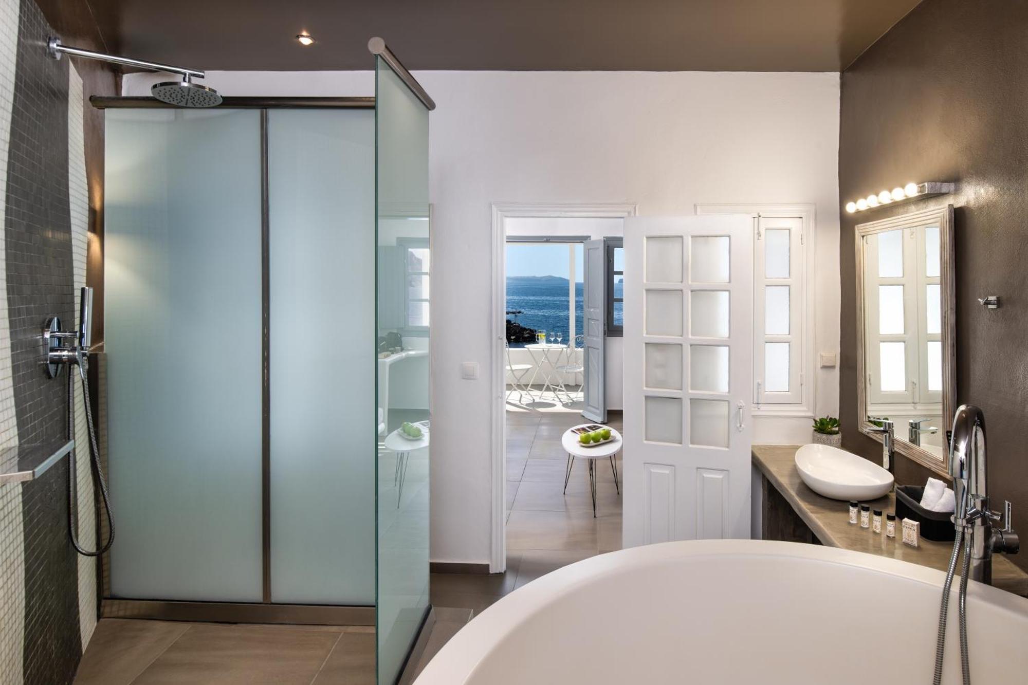 Lava Stone Bed & Breakfast Oia  Exterior photo