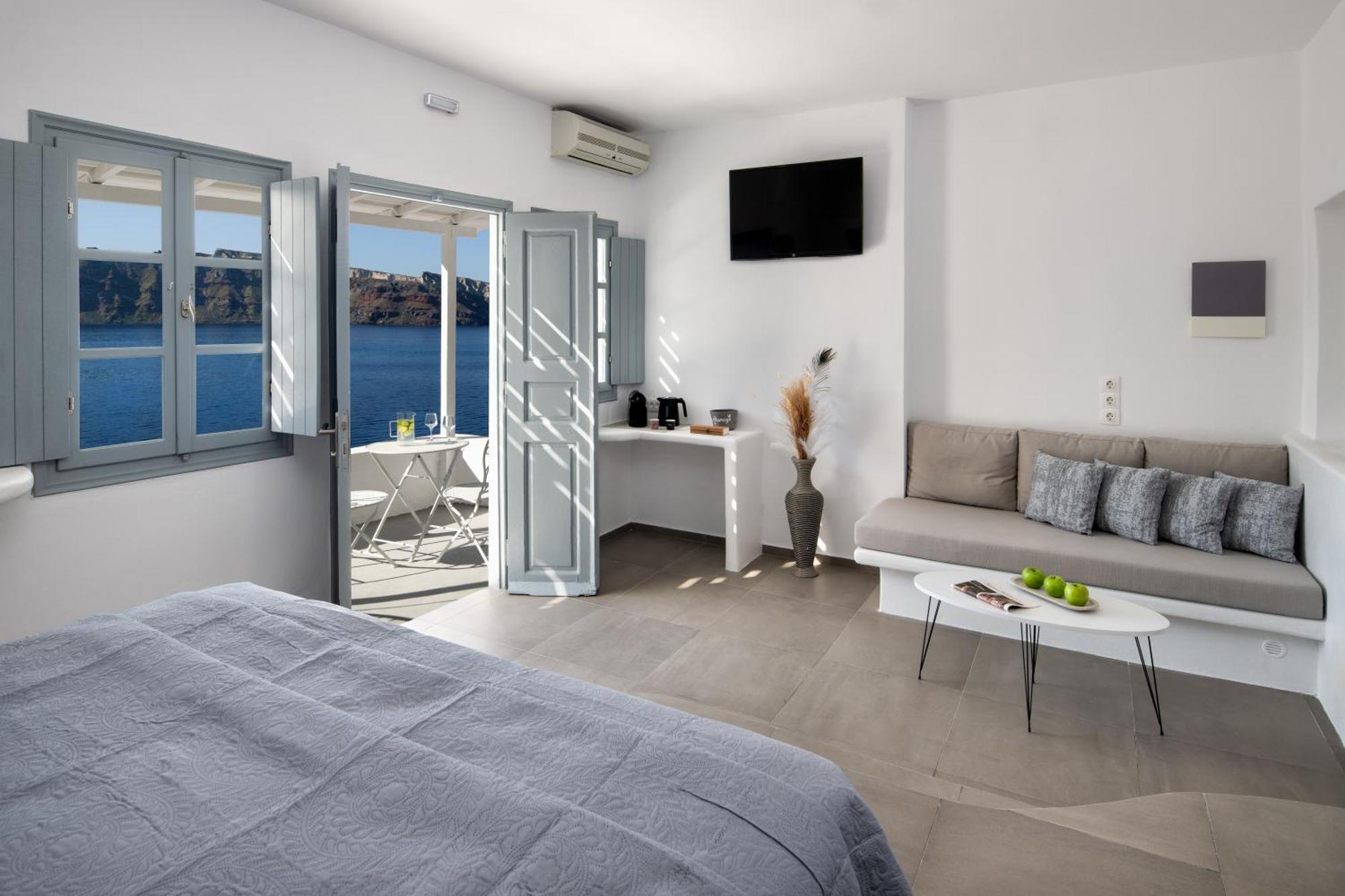 Lava Stone Bed & Breakfast Oia  Exterior photo