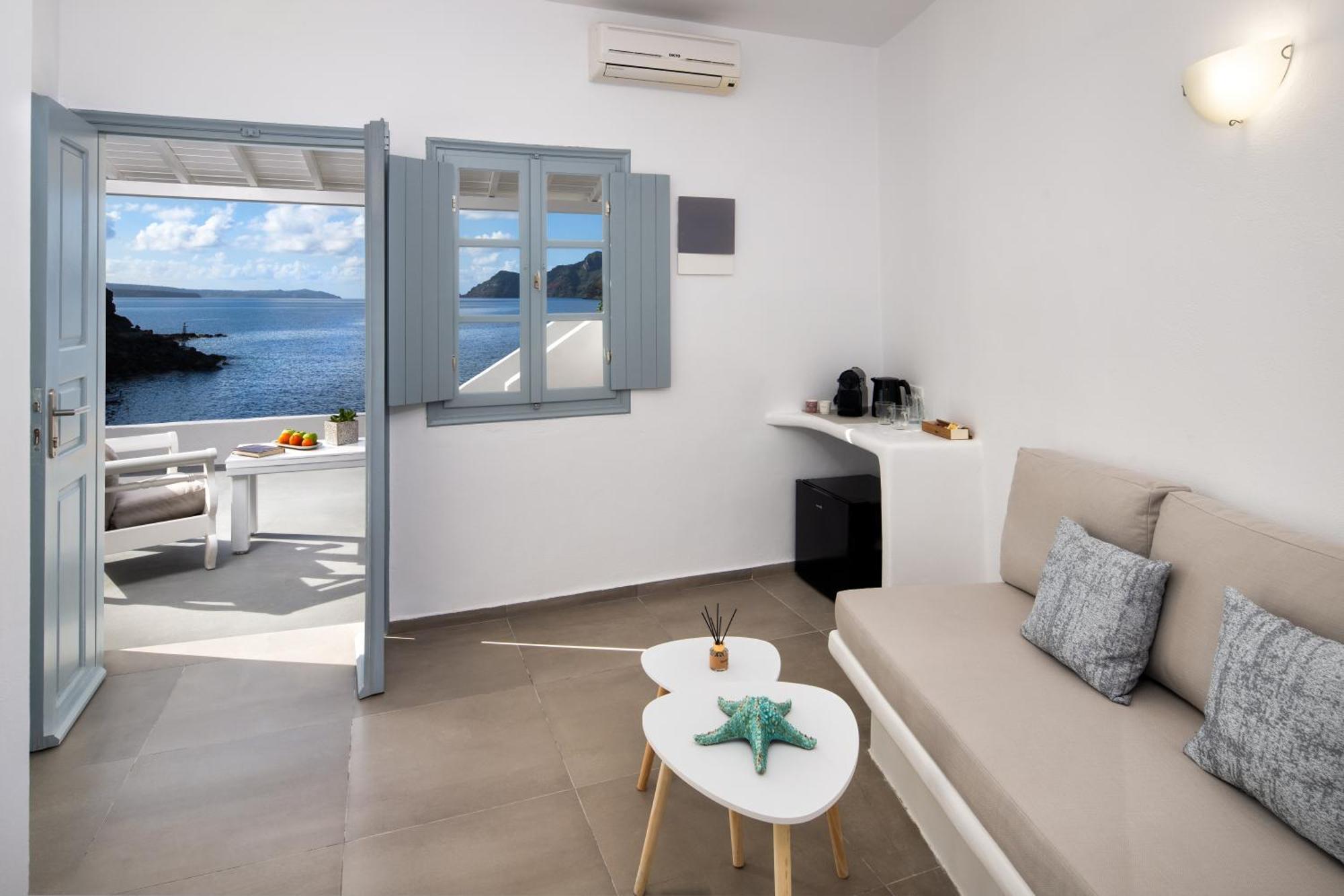 Lava Stone Bed & Breakfast Oia  Exterior photo