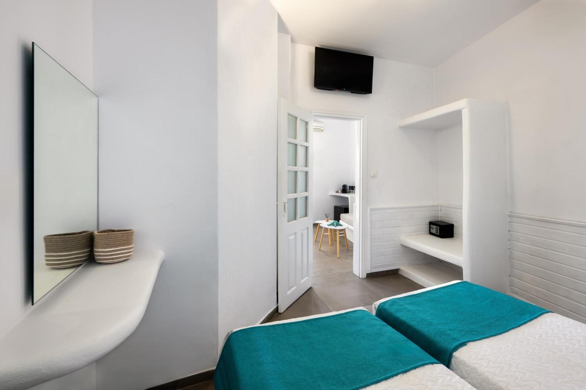 Lava Stone Bed & Breakfast Oia  Exterior photo