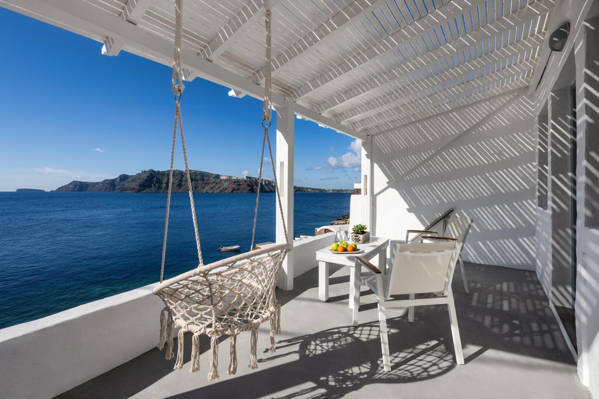 Lava Stone Bed & Breakfast Oia  Exterior photo